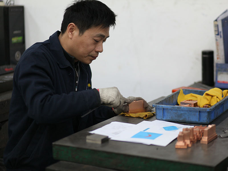 深圳塑膠模具廠家：模具的表面處理技術